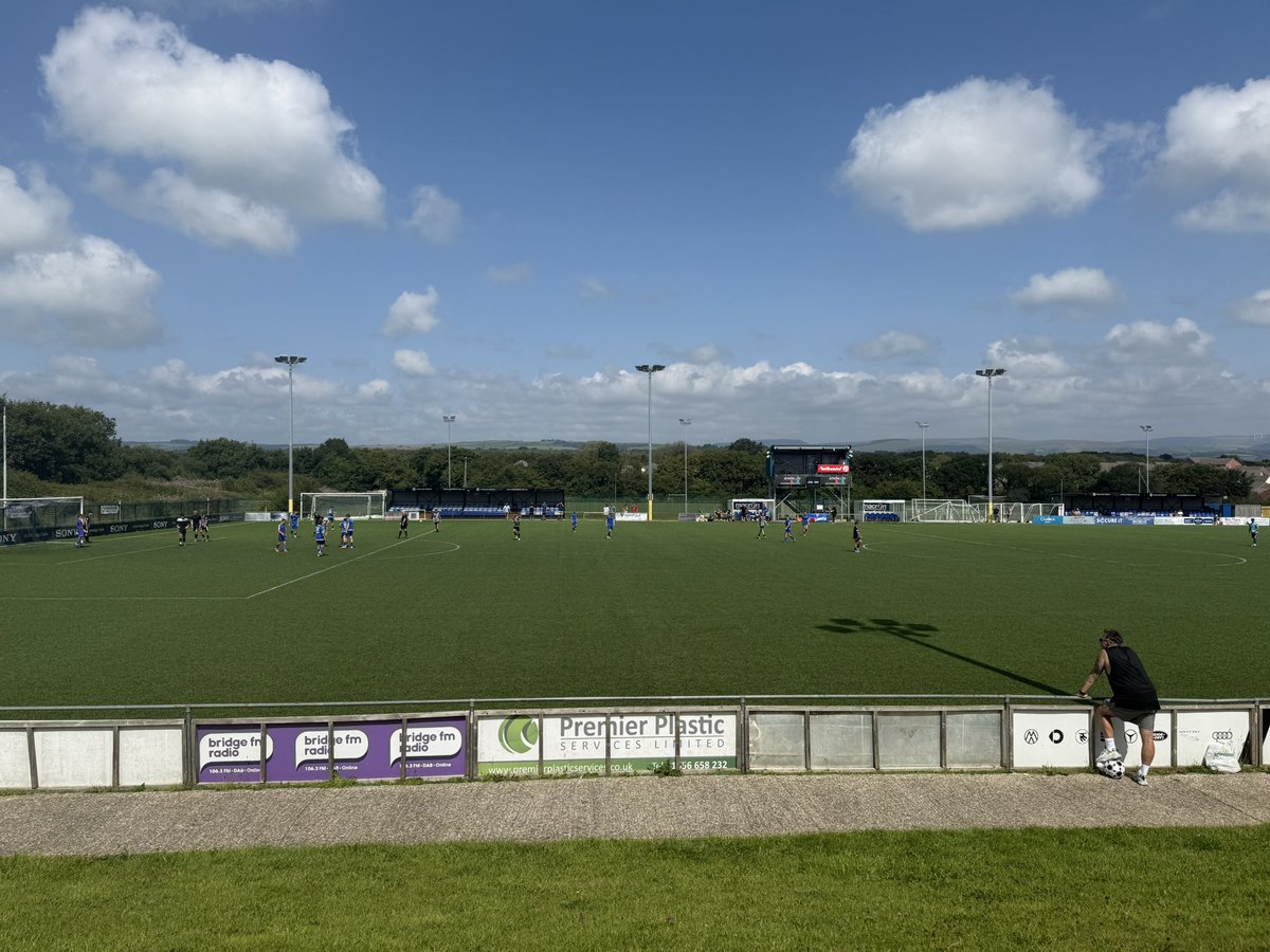 Leighton Thomas tweet media