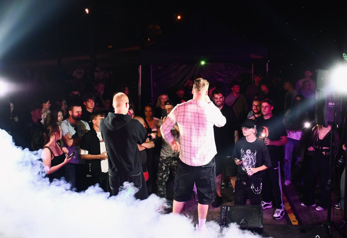 sz_furman's tweet photo. 💥 #TrapFest VOL. 2 – CO TO BYŁ ZA WIECZÓR❗️💥
Dziękujemy wszystkim, którzy wpadli w piątek pod Chińską Altankę Pagoda – to dzięki Wam ten wieczór miał taką moc. Były mocne bity, świetne występy, pełna energia i klimat, którego nie da się podrobić. 🔊🔥 https://t.co/LYDGL7JOjt