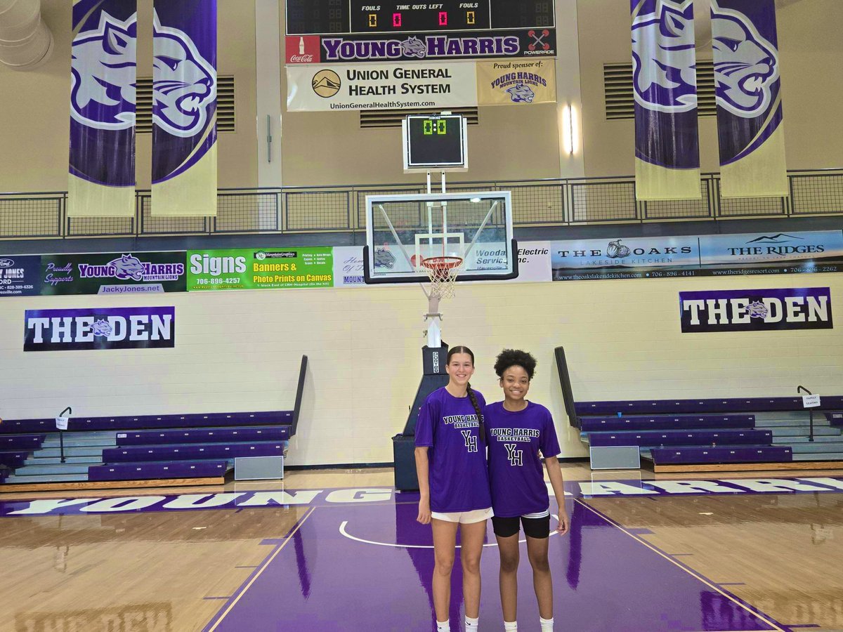 Had a great time at Young Harris Elite camp! Loved getting to meet the staff and players. Thank you <a href="/Coach_Huffman11/">Lindsey Huffman</a> for the experience! <a href="/YHC_Wbb/">Young Harris WBB</a> <a href="/ACcruce/">Allie Craig Cruce</a> <a href="/CoachTealDavis/">CoachTealDavis</a>