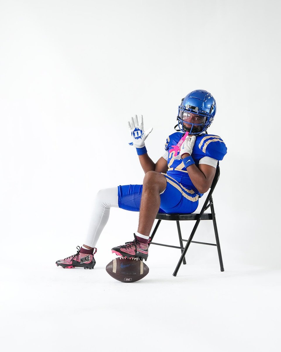 No offers, no stars. Ready to make a name for myself #year3 <a href="/DCFBrecruits/">Donovan Catholic Football</a>