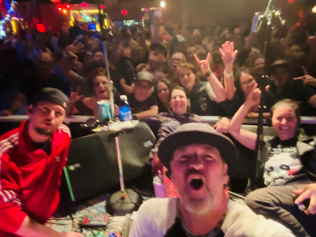 From Last night The Ain't Sisters Show ! 
Thank you Athens and The 40 Watt! Holy cow that was a friggin serious banger of a show!!