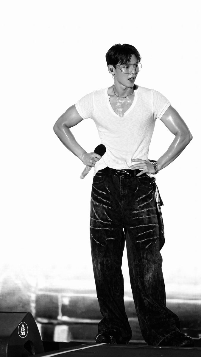 cueglo's tweet image. 