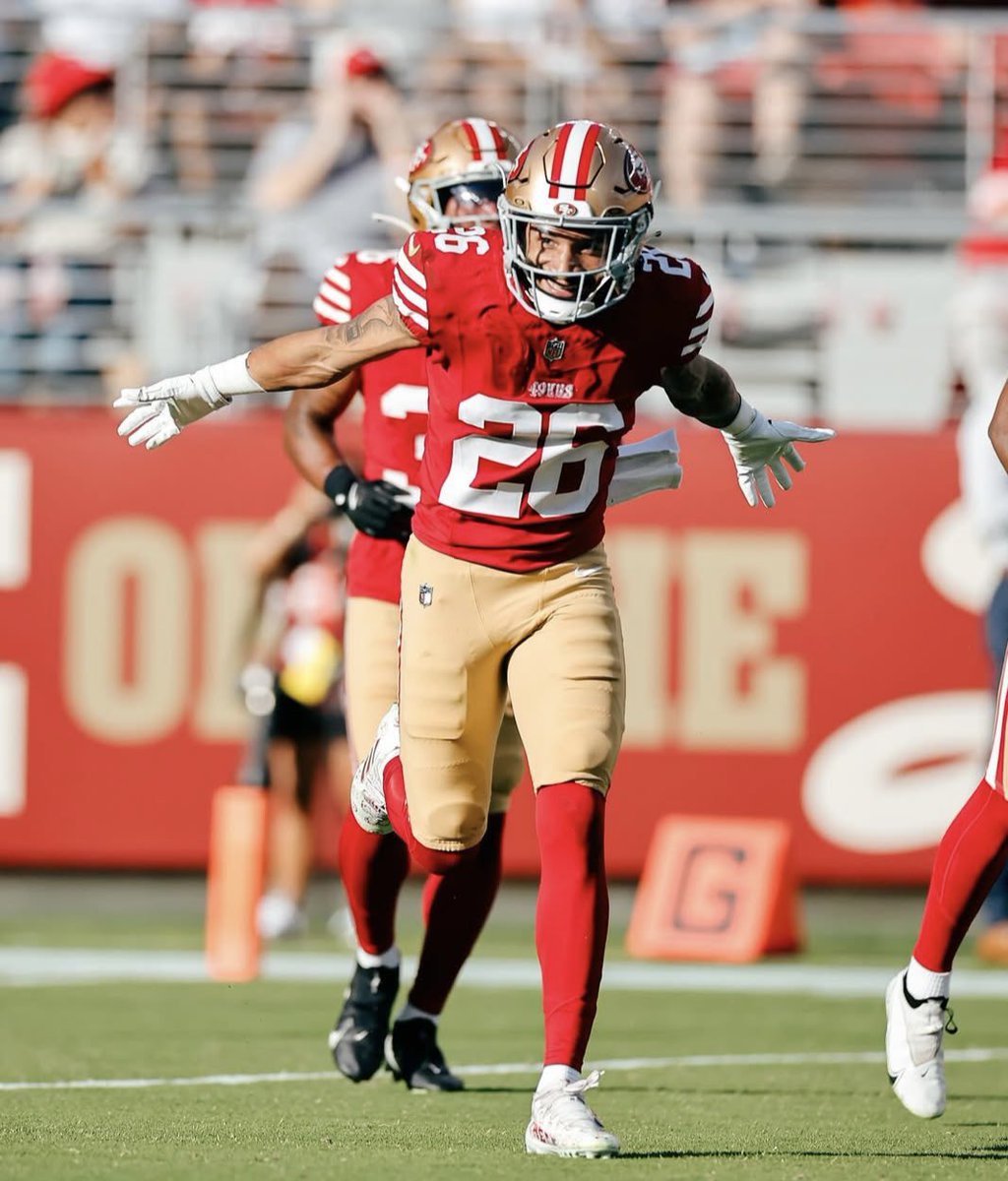 Coach_Yac's tweet photo. Chase Lucas in coverage against the Broncos:

• 32 coverage snaps
• 8 targets 
• 31 yards allowed
• 0 touchdowns
• 1 pass breakup
• 70.5 coverage grade
• 80.7 passer rating when targeted

Add in Chase’s 3 pressures (1 led to the safety) and he had a hell of a game 🔥 https://t.co/f5A2N6tuz4