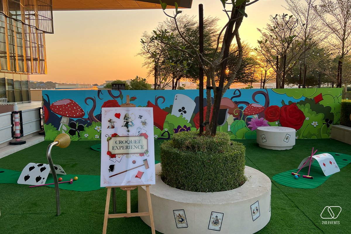 2IDevents's tweet photo. Guests could try their hand at the famous Croquet game, enjoy tea time with Alice and the Mad Hatter, or wander through enchanting scenes from the tale.
#2idevents #eventsindubai #entertainment #aliceinwonderland #eventideas https://t.co/mDSLlQtYd4