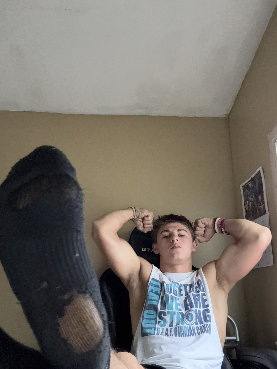 RyanGetsCash's tweet photo. These destroyed socks and these dirty soles for you fàğğş send me your paychecks and all your money dm me and open your wallets for me  just send the money no questions @RT4MastersBR2 @FINDOM_RT24 @FINDOM_RT24 @FootSniffingPIG @slave_here @GemnasRosales https://t.co/Bzwj2z4JFq
