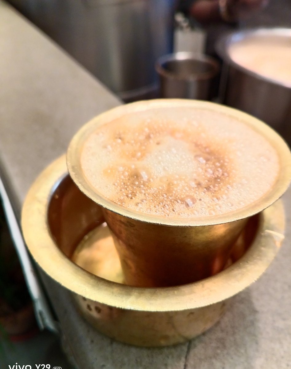 1andOnlySridhar's tweet photo. @hippierani @flyspicejet @coffeehudgi Coffee time at Mulund Mumbai https://t.co/QdKR3X24DC