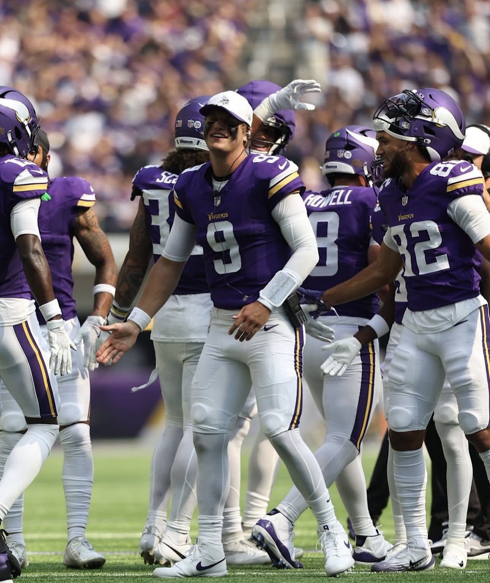 Views from the Bank🤩