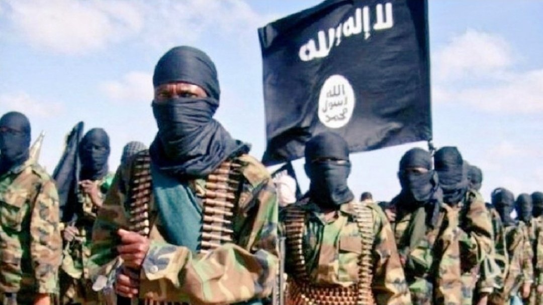 Nate_Jone's tweet photo. This video and ISIS training camp are not in Kabul, Gaza, or Syria, but from the heart of Africa, Sudan.

Soon, the world wakes up in the shock of the discovery that Sudan is the nucleus of terrorists and will invade the world with eternal horrors.

At the present time, the Muslim Brotherhood is about to return to the restoration of the Muslim Brotherhood's dictatorship through its genocidal Sudanese armed forces and the extremist jihadist Al-Baraa Bin Malik Brigades. 

We are about to enable the jihadist caliphate in the Red Sea coast. It is better to wake up a world.

#KeepEyesOnSudan