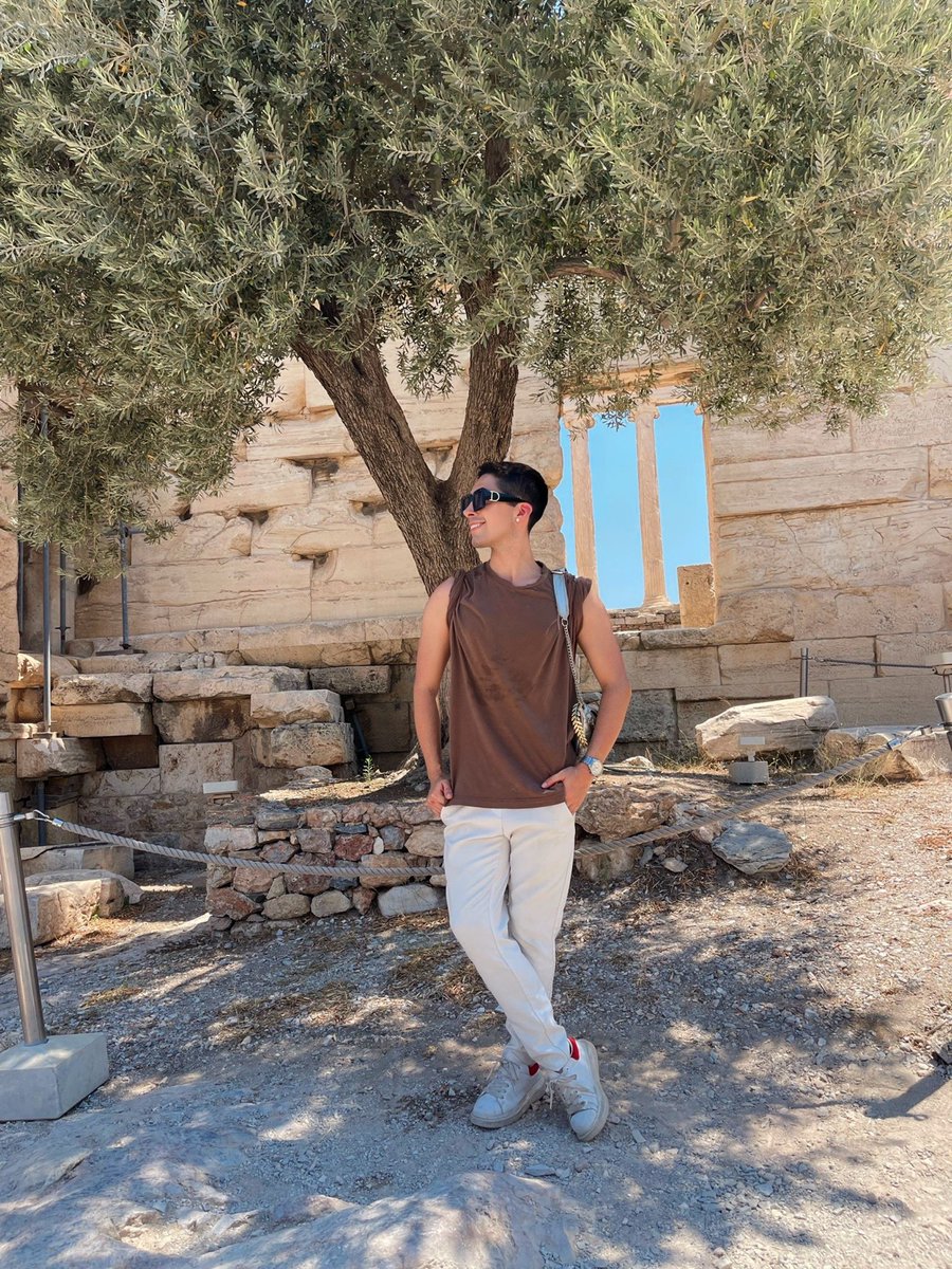 impatosilva's tweet photo. Moria tree 🫒🇬🇷 https://t.co/1zW67cWGq1
