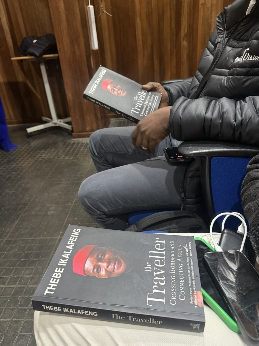 kfphele's tweet photo. One of my highlights of the week - having @ThebeIkalafeng at @GabsBookFest! A great conversation moderated by Letlhogonolo Moremi (have you changed your handleππΎββοΈ). #Arebaleng #Arekwaleng https://t.co/41lgcurWZ6