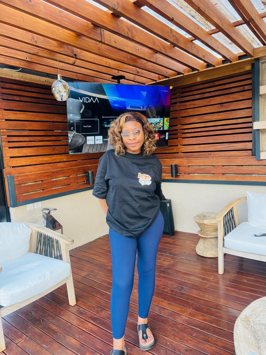 nitefreakdj's tweet photo. Shoutout to everyone Rocking the Merch today , Thank You for the Love ❤️
https://t.co/N73Wg4BqDd

#Afroholic https://t.co/9x56IIc5mo