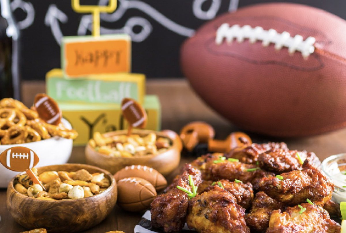 NFLonFOX's tweet photo. It may only be preseason, but there's just something about having football back on the TV on a Sunday.

We are so close to the good days. https://t.co/PSSQg8yTIB