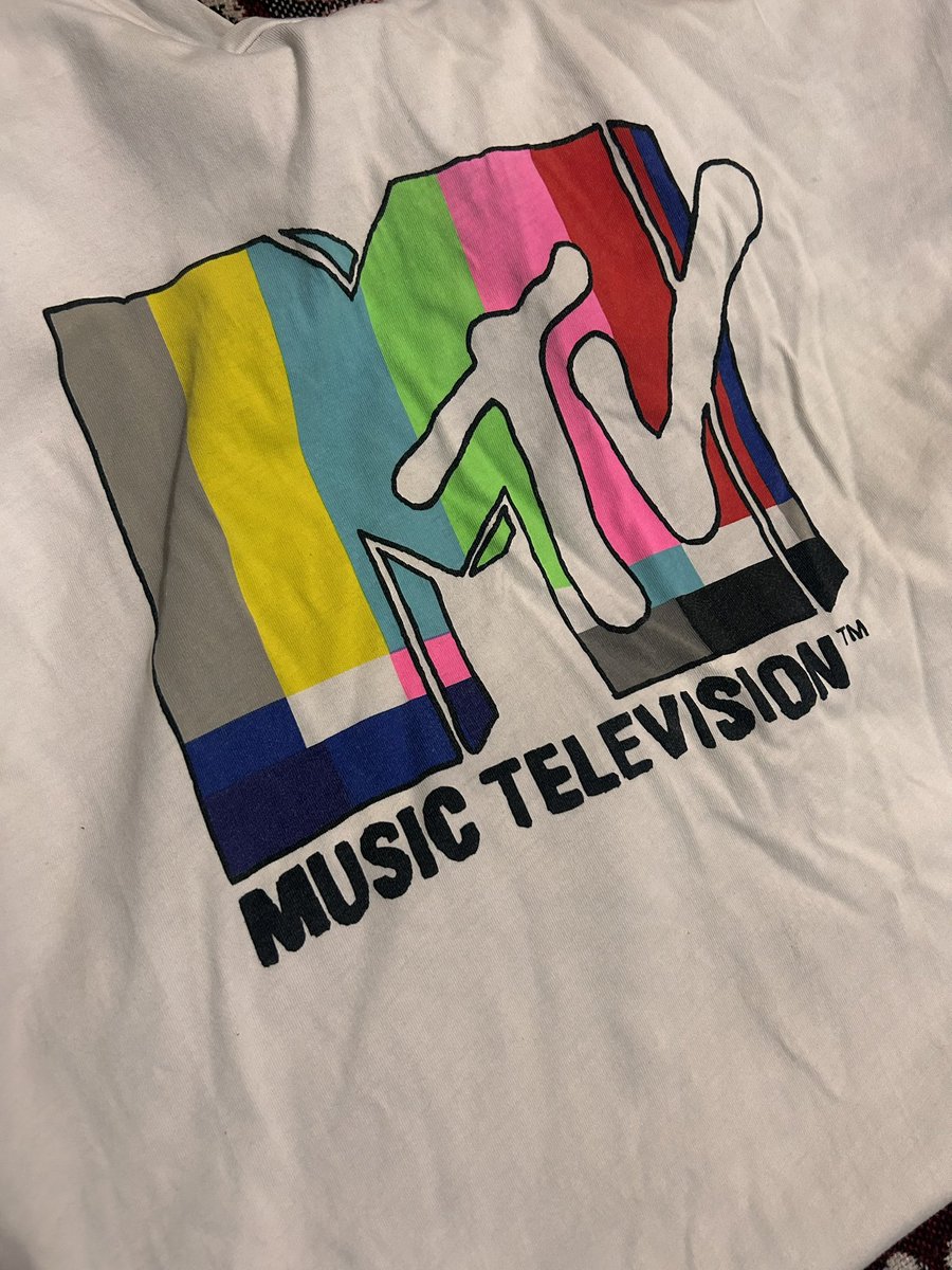 Dime, amor, amor, amor
Estoy aquí, ¿no ves?
Si no vuelves, no habrá vida
No sé lo que haré <a href="/Ricitosdeoro05/">ricitos de oro</a>