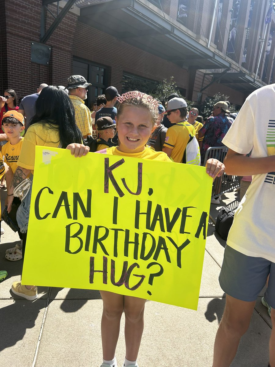 Justin Houstoun tweet media