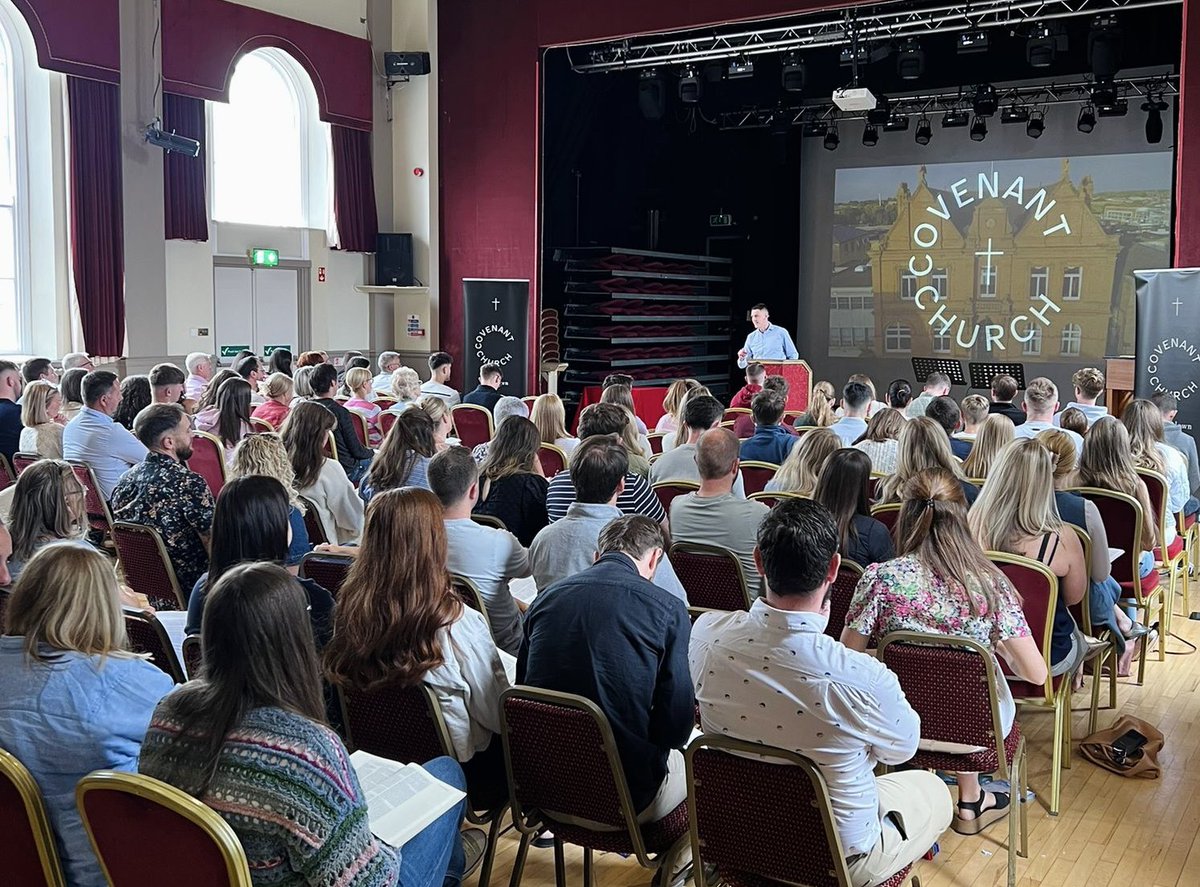 We love Sundays 💙

Gathering to worship our triune God 🙌