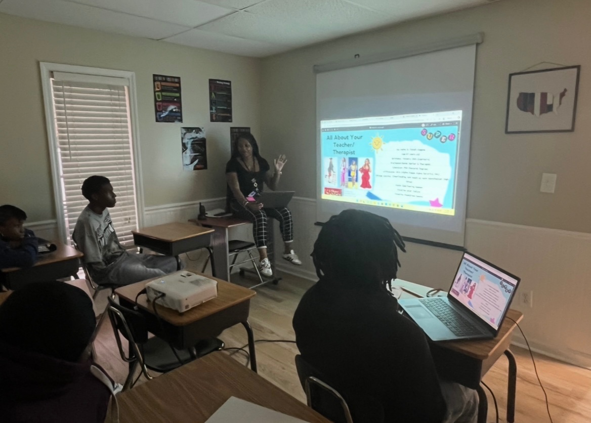 FavorAcademy's tweet photo. And just like that, we are RISing! Excited to welcome new students into our FAEmily! We are thrilled to be apart of our students' journey toward success. #RestorativeEd #traumainfornedandwellnessfocused #specializedhighschool #RISErs! #FavorTransitionAcademy #fta  #hopeliveshere https://t.co/erqShWBhKC