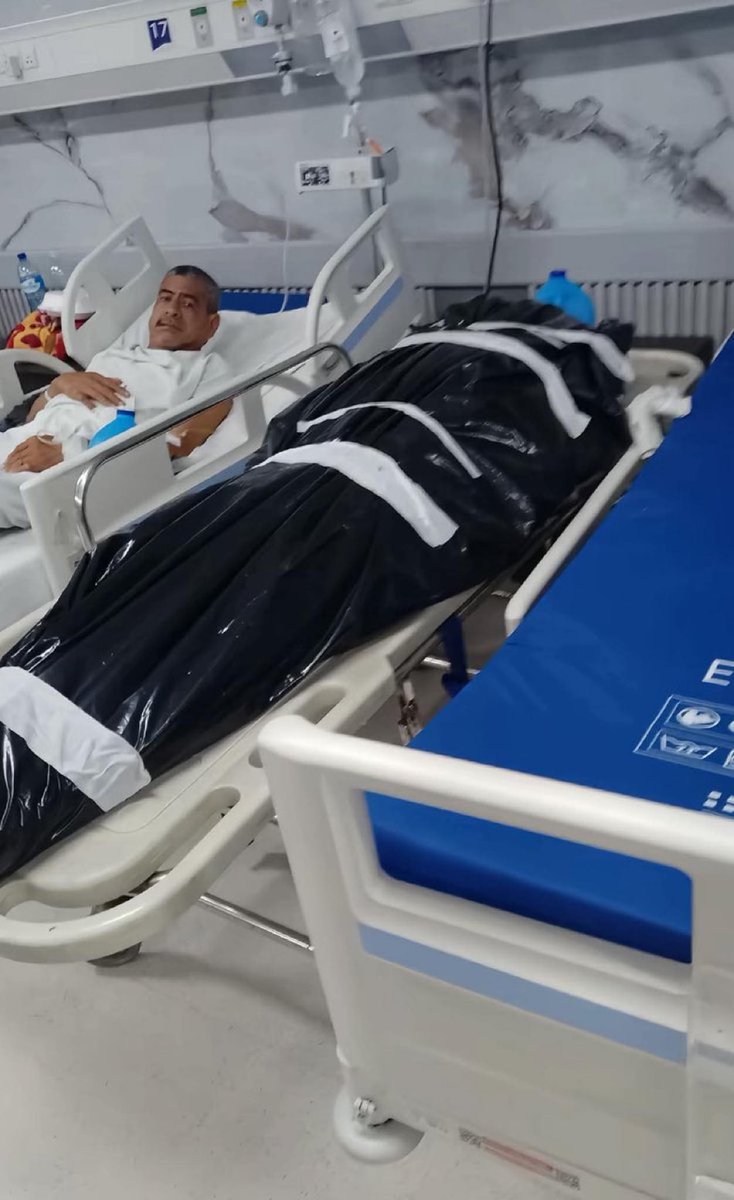 Garcimonero's tweet image. Así son los entierros vikingos, porque tenemos un sistema de salud como de Dinamarca 👇