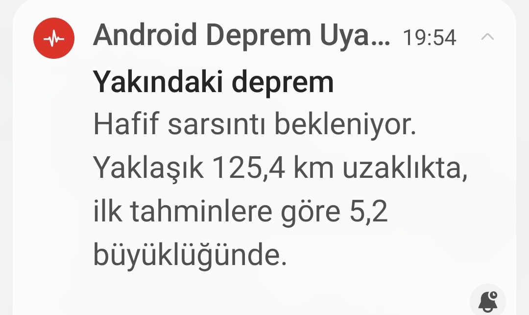 #deprem Allahım Sen Beterinden Koru 🤲

Depremden Saniyeler Önce Bildirim Geldi 

5.2 Yazıyor Ama Tvler 6.2 Diyor