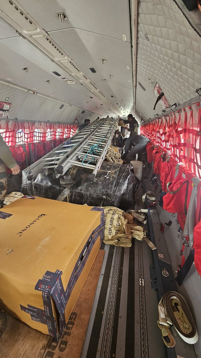CAC_CPRO's tweet photo. .Today’s effort facilitated delivery of scientists, technicians, sleeping bags, tents and medical aid, while evacuating dozens of distressed people on the return flights.
#IAFMCC #HQCAC #HADR #NationFirst #GovtUttrakhand #defenceminindia
#harkaamdeshkenaam https://t.co/tDrREWXhjr