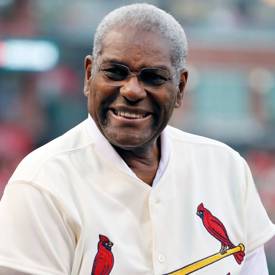 BBGreatMoments's tweet photo. Bob Gibson pitched in 9 World Series games and later 81 innings with a 1.89 ERA. Yes, you read that right; he averaged 9 innings a game
https://t.co/PqxYakma1o