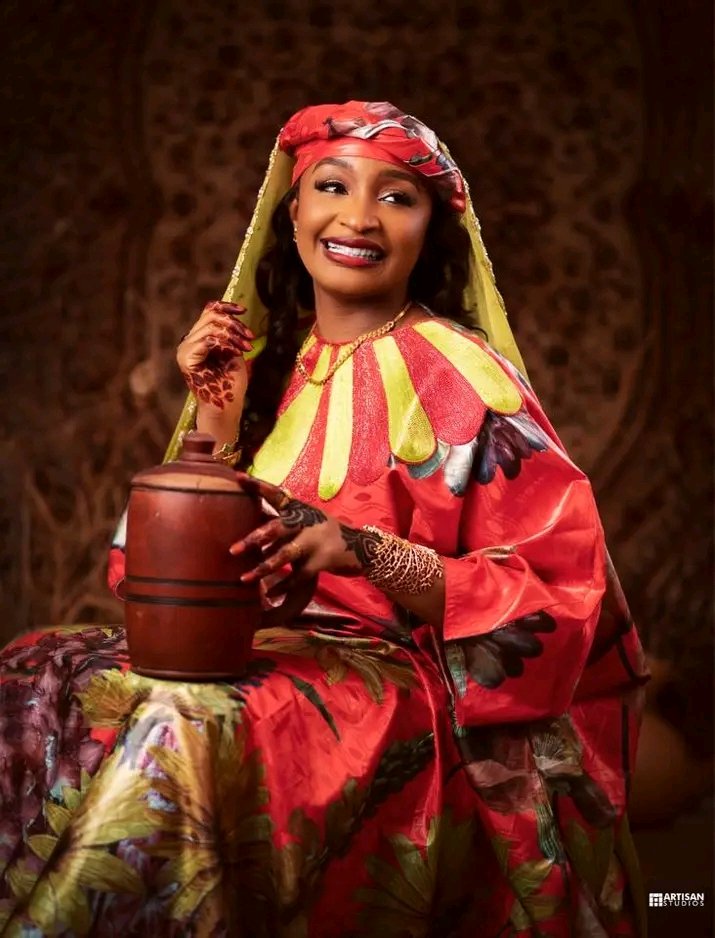 Abdullahi idris ringim (@rprogrammer25) on Twitter photo Na tafi neman kudin Aurenta Sae kawae ji nayi tayi Aure 😭😭 Anci Amanar So gaskiya anan 😥😥 #hausagirl #KANNY <a href="/Rahma_sadau/">Rahama Sadau ✨</a> @fird Na tafi neman kudin Aurenta Sae kawae ji nayi tayi Aure 😭😭 Anci Amanar So gaskiya anan 😥😥 #hausagirl #KANNY <a href="/Rahma_sadau/">Rahama Sadau ✨</a> @fird