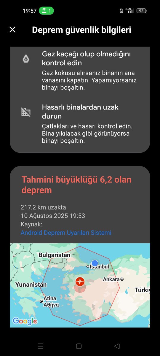 admyldrm41's tweet photo. Kocaeli'de Yoğun bir şekilde hissettik çok  uzun sürdü...

Deprem bildirimini okurken sallanmaya başladık 

Allah yardımcıları olsun #soma #Balıkesir https://t.co/bSdwK9NWCl
