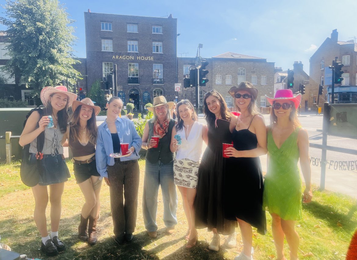 Emma Read tweet media