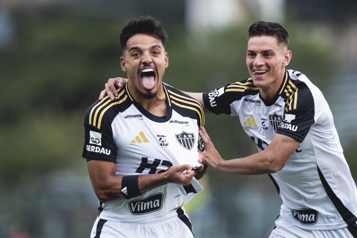 Central do Galo tweet media