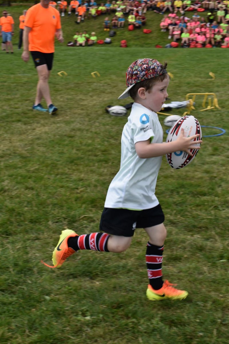 Find_a_Broker's tweet photo. Financial Broker was delighted to sponsor the 2025 Junior Summer Camp at Wicklow RFC, where over 200+ enthusiastic junior participants enjoyed four weeks of fun, energy, and team spirit. The future of Irish rugby is in safe hands! https://t.co/62lsPzb4Mj