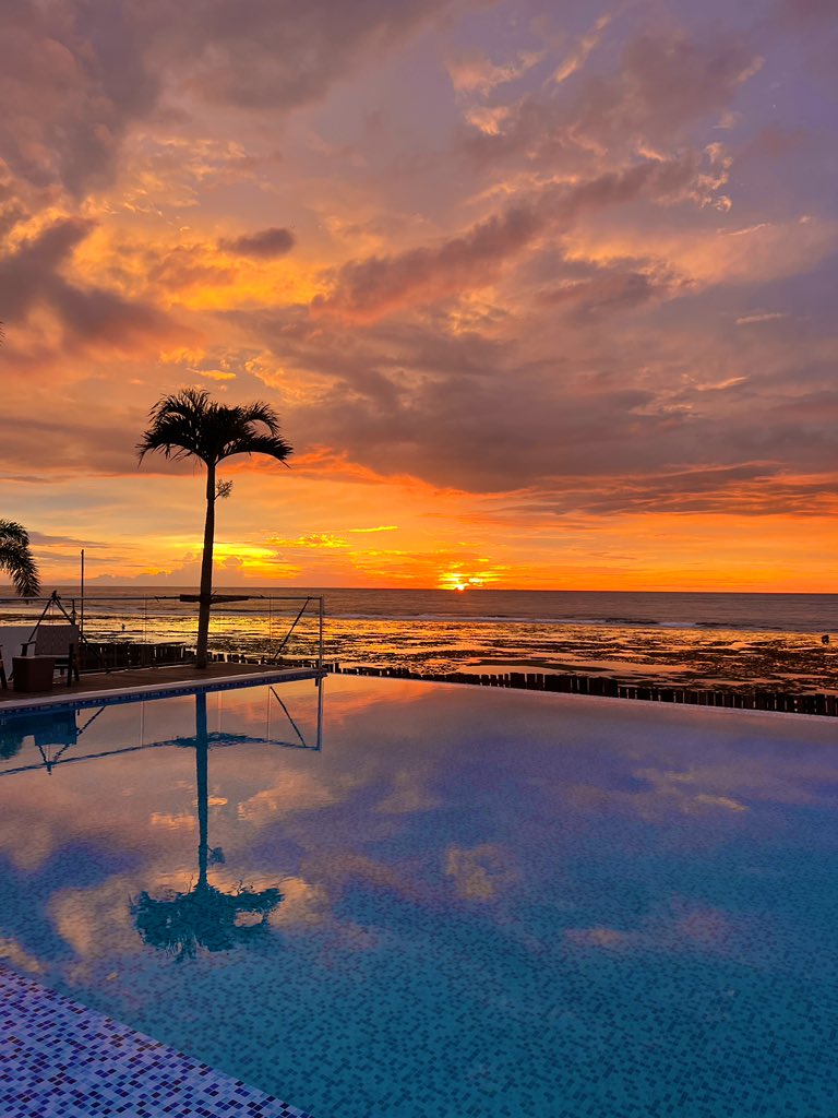 waterdotruthie's tweet photo. Sunsets remind me why I build โ for the ones I love and the future we share. ๐ Gm!
#CryptoWag #SuiCommunitybuilder #Suiph #CryptoMom #MomsInCrypto #Web3Mom #CryptoFamily #BlockchainCommunity #CryptoCommunityBuilder #Web3Builder #BuildingInWeb3 #LoveAndLedgers https://t.co/9JiGuD9NbT