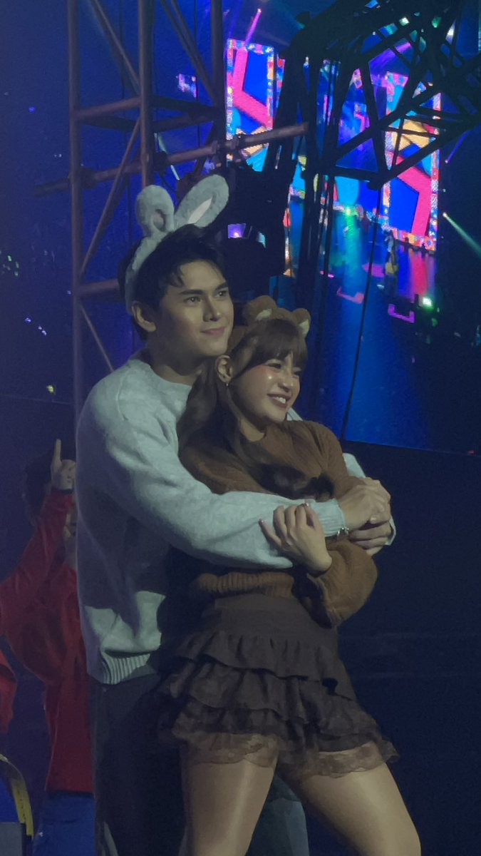 ssominiie's tweet photo. Added to my fave photos of them

DUSBI BY YOUR SIDE https://t.co/A9QkS5TzMp