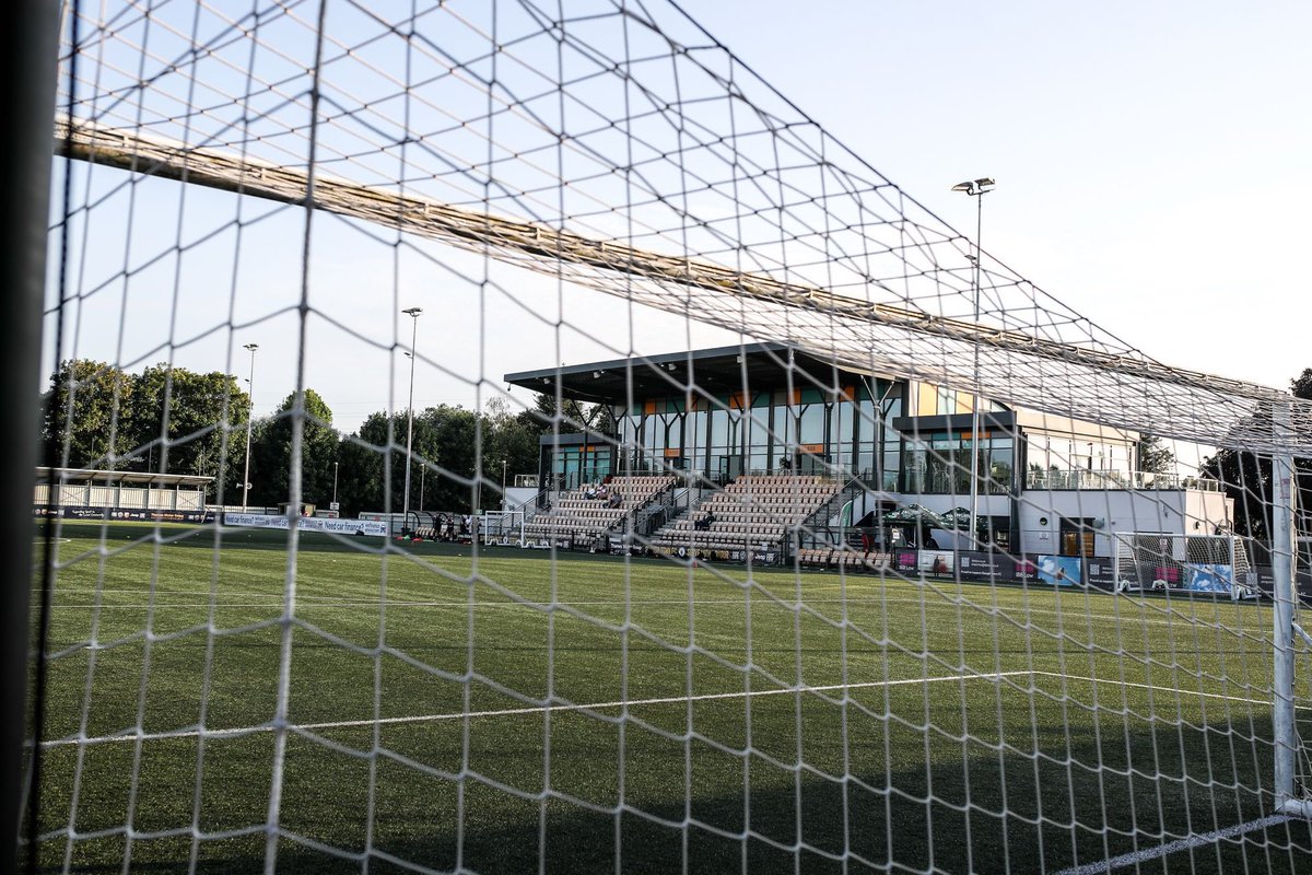 🎟️ Not got your season ticket yet? 

Ten home games for £3 each. Bargain if we do say so ourselves! 

👉 app.fanbaseclub.com/Fan/SeasonTick…

We can’t wait to see all you Ding fans at Arbour Park for an exciting 2025/26 season! 

<a href="/SthRgnWFL/">SRWFL</a> | #readingfc