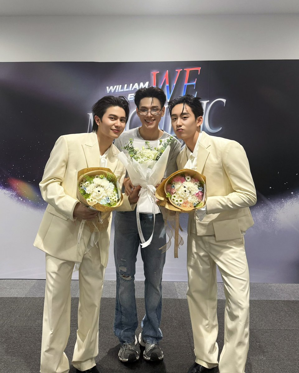 CONGRATULATIONS 🎉❤️✨
<a href="/Williamjkp1/">วิลเลี่ยม จักกะปรั๊ดดดดด</a> <a href="/EstRvp/">est_rvp</a> 

ยินดีกับทั้งสองคนมากนะครับบบบบบ 💐
จากพวกเราต้าห์อู๋ออฟโรดครับ 🫶

#WilliamEstFanconD2 
#WilliamEstFancon
#OPENLABEL