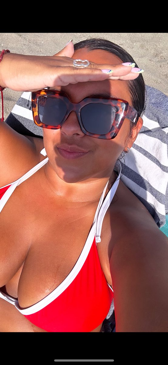 vickivilasss's tweet photo. No todo va ser trabajar 😜 https://t.co/Im4qgxtnQI