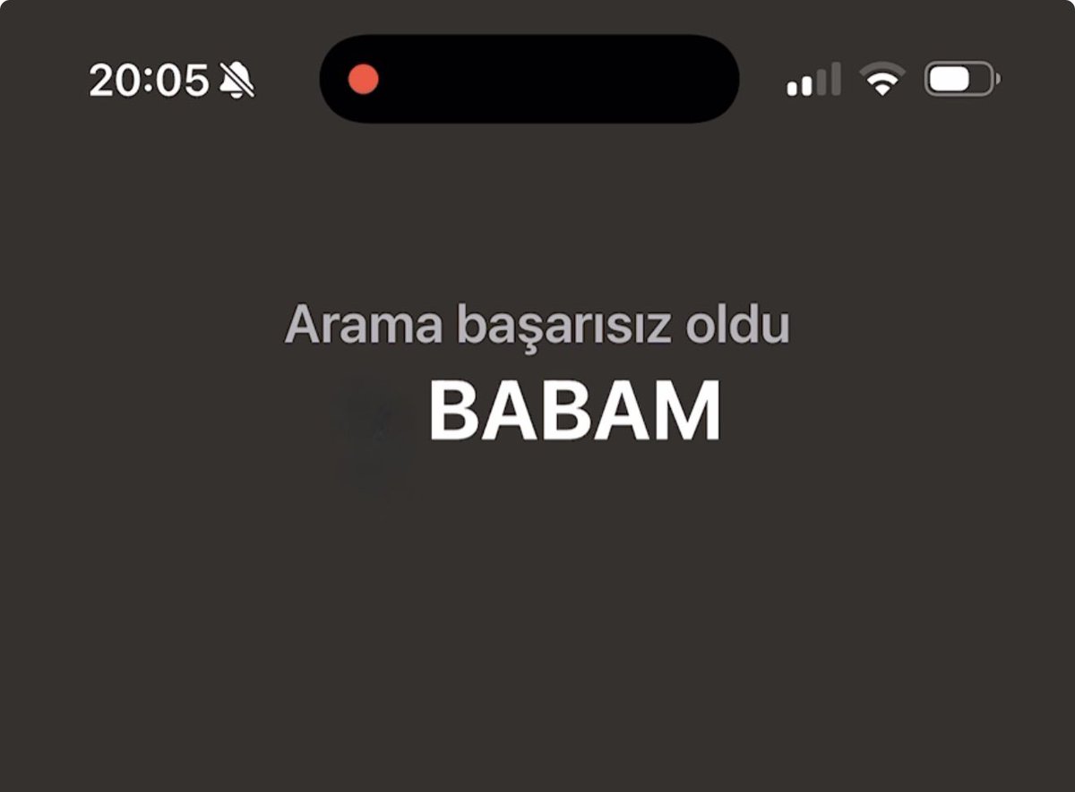 serbazmustafa61's tweet photo. #deprem
Balıkesir merkezli deprem oldu ve ben 
İstanbul’dan Trabzon’a babamla konuşamadım. 
Her zamanki gibi operatör şirketleri #çöktü.
Milletten dünyanın parasını alıp en küçük sarsıntıda bile işe yaramayan bu şirketlere kim yaptırım uygulayacak, kim çalışın diyecek!

Not: Turkcell ve Türk Telekom varlık fonunda.
@VodafoneTR 
@Turkcell 
@TurkTelekom
