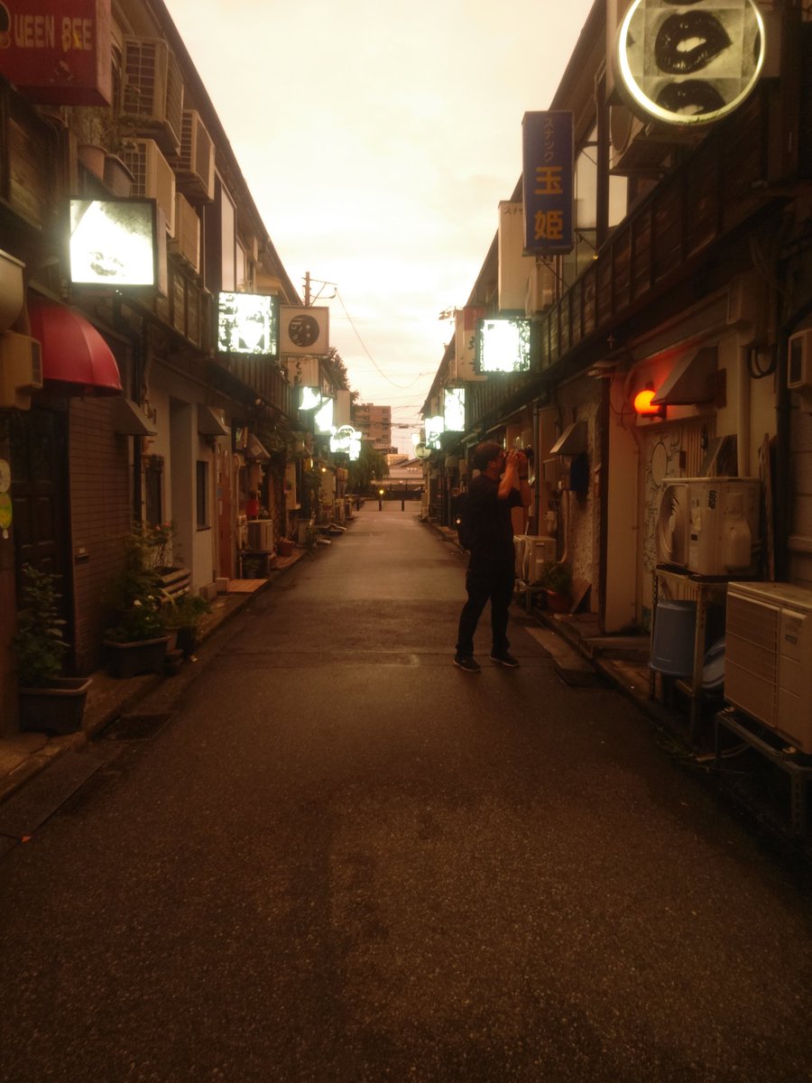 0x0RkXIpSfn0W46's tweet photo. 8/9(土)親も一緒に写真展へ。
10(日)フォトウォークへ参加。
みんなでのフォトウォークめっちゃ楽しかったぁ😆
西田さんとつねさんと話せてよかったです。
ありがとうございました!!
@kazuchtune
#DUALIGHTS #能登復興支援 https://t.co/pxeytdNM0i