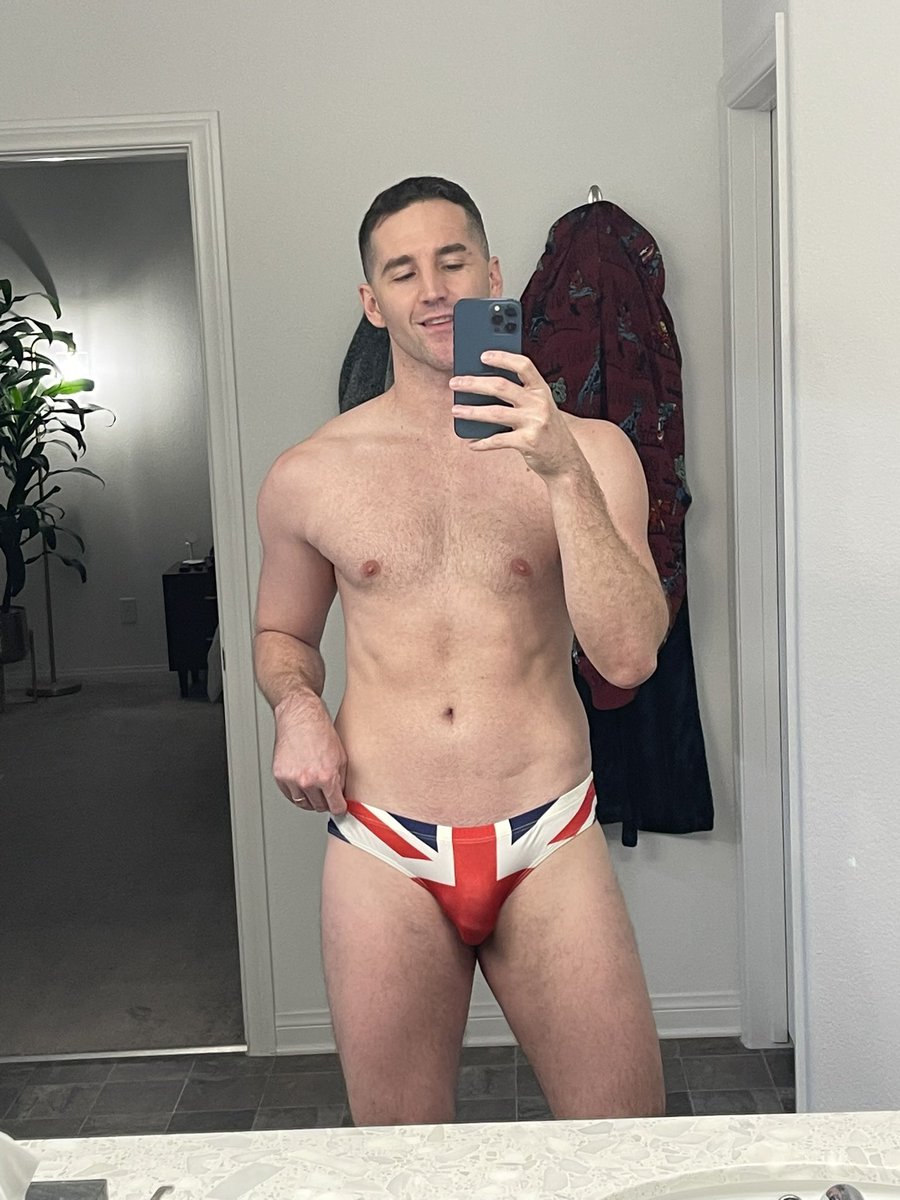 Come see me at the pool today! Dancing for Temptation Sundays 👅