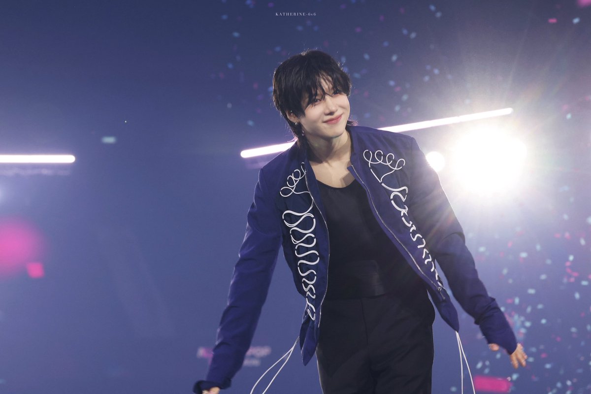 KATHERINE6v6's tweet photo. 250809   

💜🩵💜🩵

#TAEMIN #태민 #泰民 #テミン https://t.co/aBrp1Ro2QU