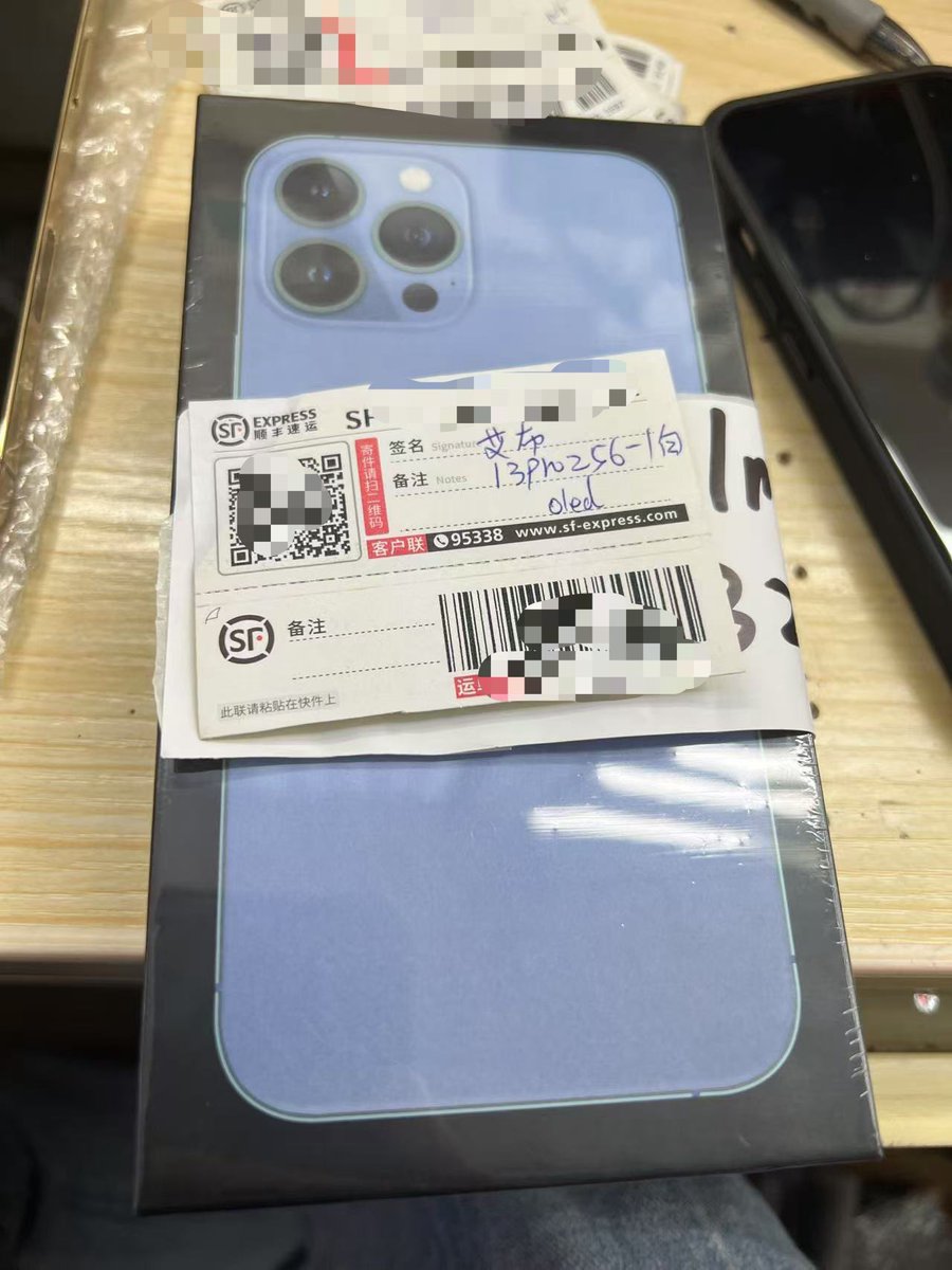 strathimbula21's tweet photo. iPhone 13pro boxed 
256gb 
K12,500
Free shipping 
3 days Express delivery china 🇨🇳 to Zambia 🇿🇲 
+8619857043974 WhatsApp 
+260773215780 https://t.co/COllVrWP8i