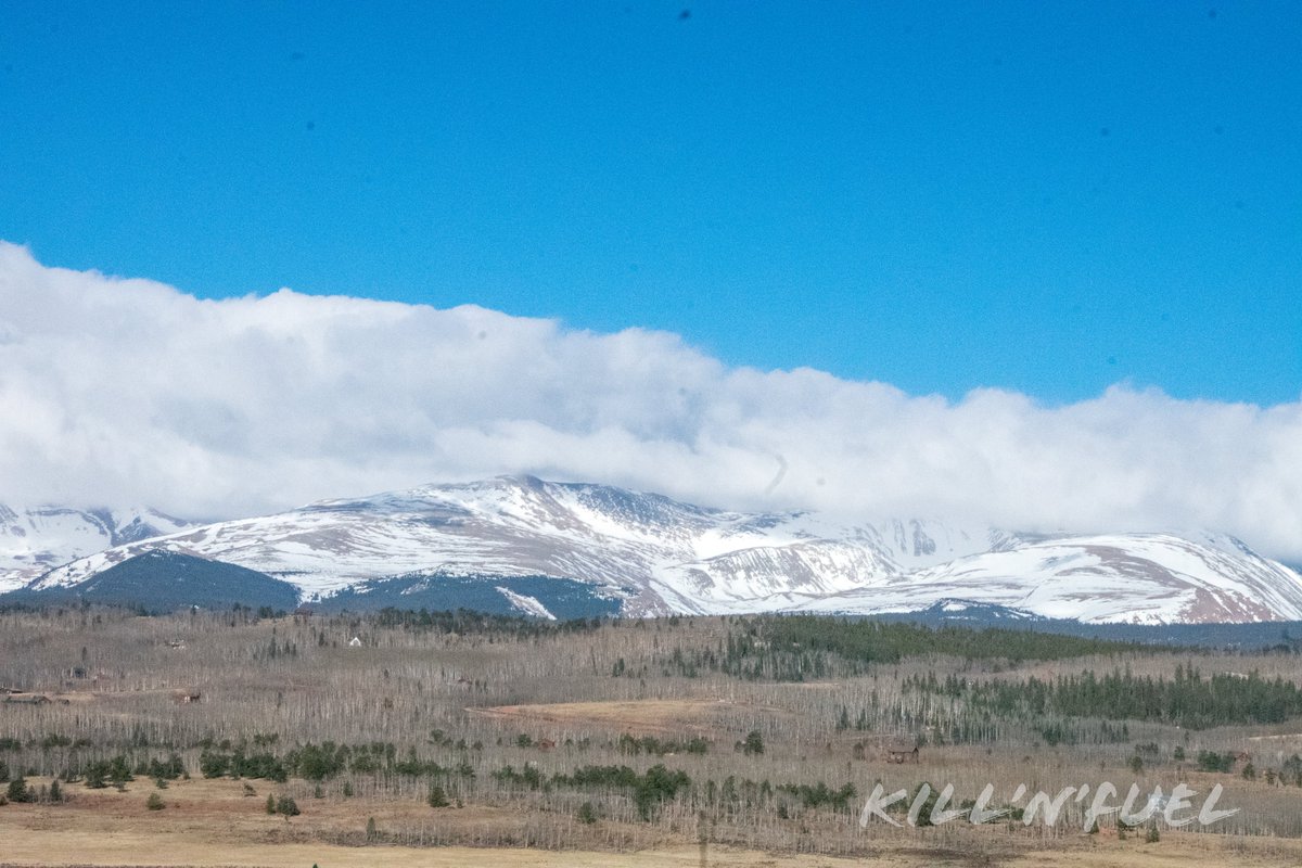KillNFuel's tweet photo. Coming in hot
#snow #peaks #mountains #nature #panoramicview https://t.co/pmvF6s3MEr