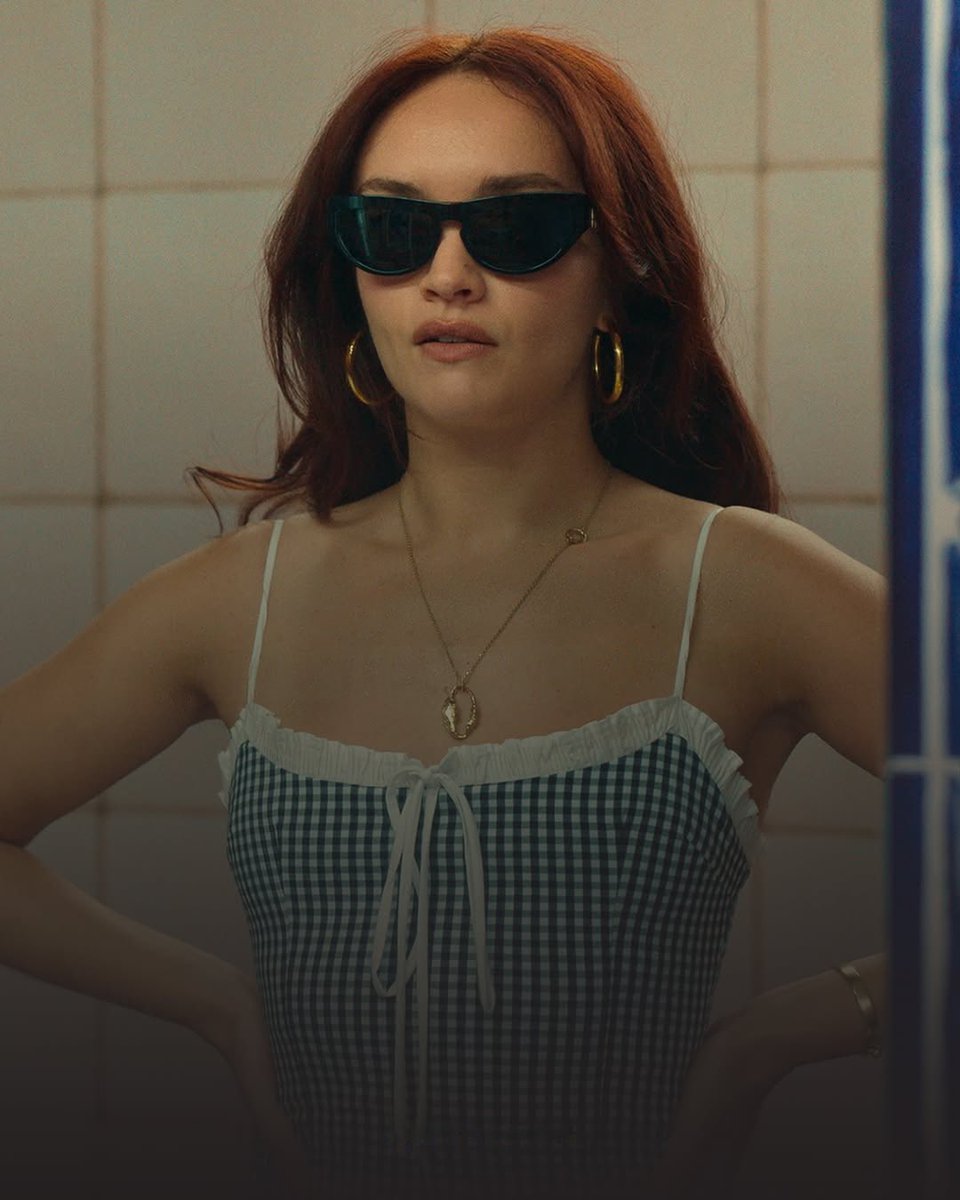 thinkercooke's tweet image. one month until ‘the girlfriend’