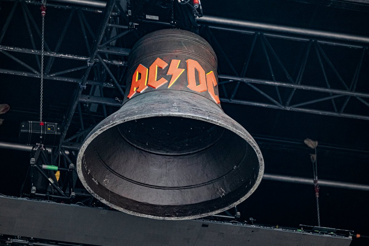 Gérard Drouot Productions tweet media