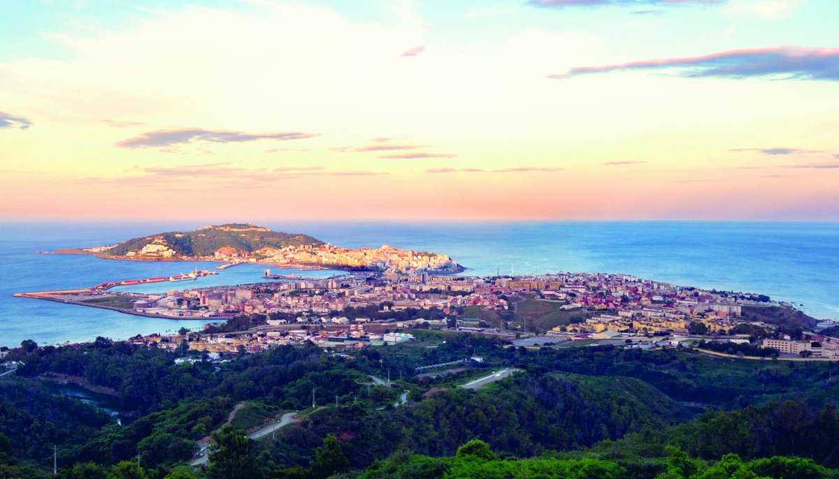 DirMiranda's tweet image. ¿Y si convertimos a #Canarias, #Ceuta y #Melilla en zonas con un régimen fiscal equiparable al de Gibraltar, Andorra, Madeira o Casablanca? Sin complejos.

Esta idea no es nueva (ni mía, aunque la suscribo). Se la leí por primera vez a @AdrianDiazMarro hace cuatro años, cuando…