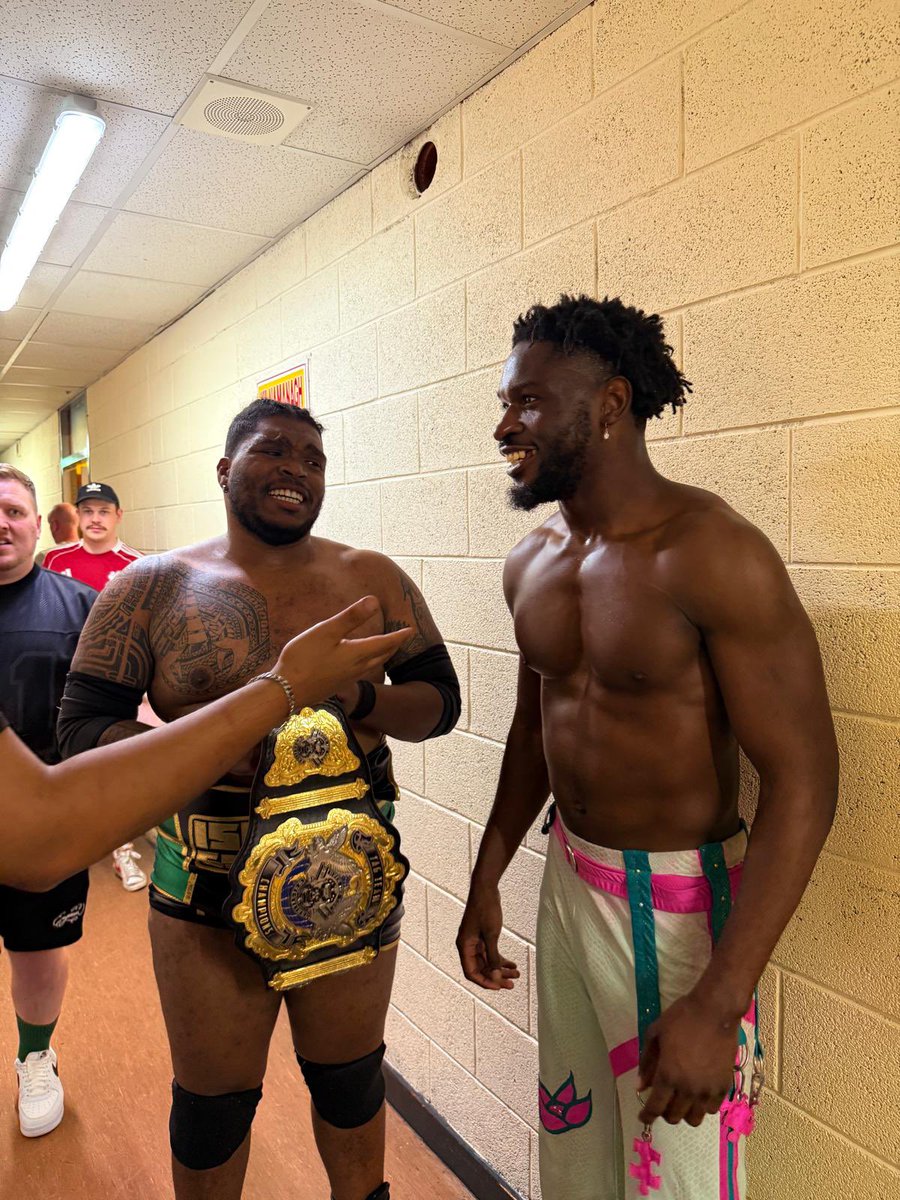 “𝐌𝐑 𝐇𝐘𝐏𝐄” KURO tweet media