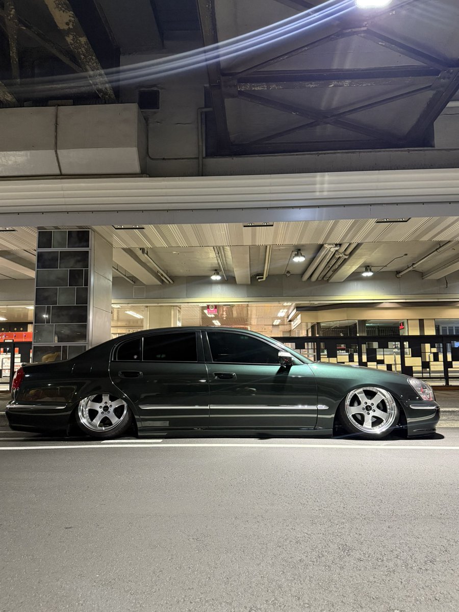 141F50's tweet photo. 秋頃50シーマ売ります https://t.co/eBefJOb00s