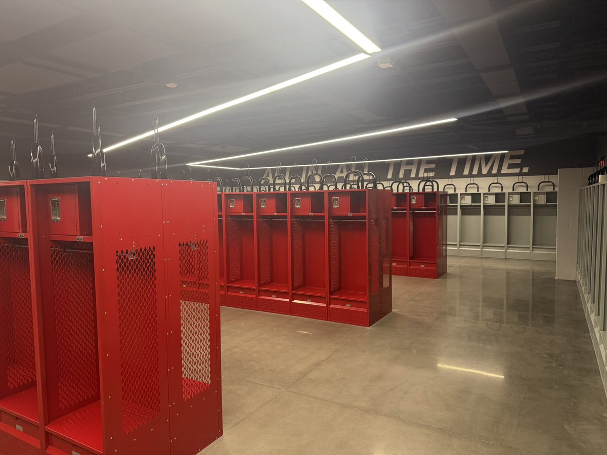 jperry_nixa's tweet image. Let’s goooooo!! Great day to be an Eagle! #NSGB #TeamNixa