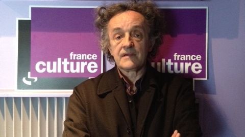 Architecte de formation, écrivain, journaliste, critique, François Chaslin éclaira pendant des années l'architecture sur les ondes de France Culture.  Réécoutez ici les émissions de ce grand spécialiste notamment de Le Corbusier 🏙️
radiofrance.fr/personnes/fran…
