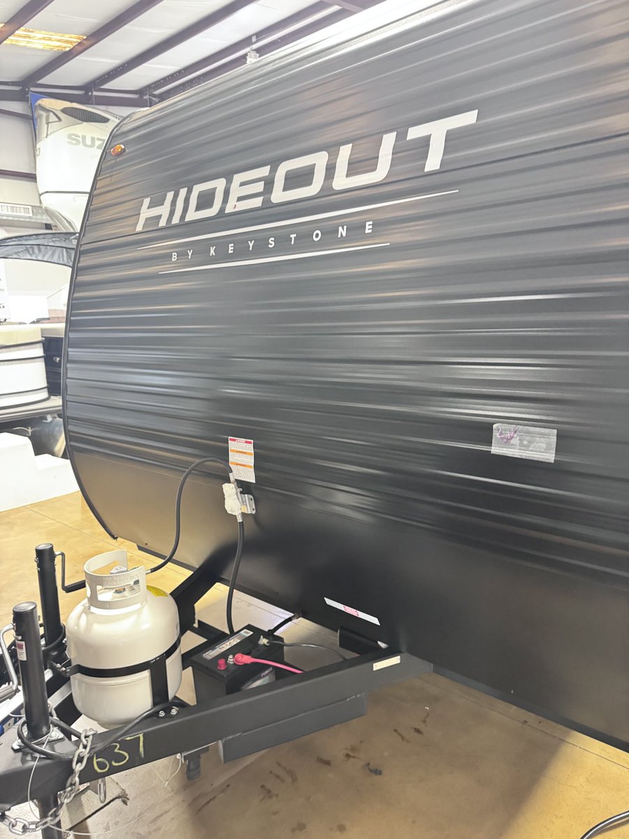 aron_7831's tweet photo. 2025 Hideout,  Perfect for a 2 person getaway. https://t.co/D2LV0FfnQM