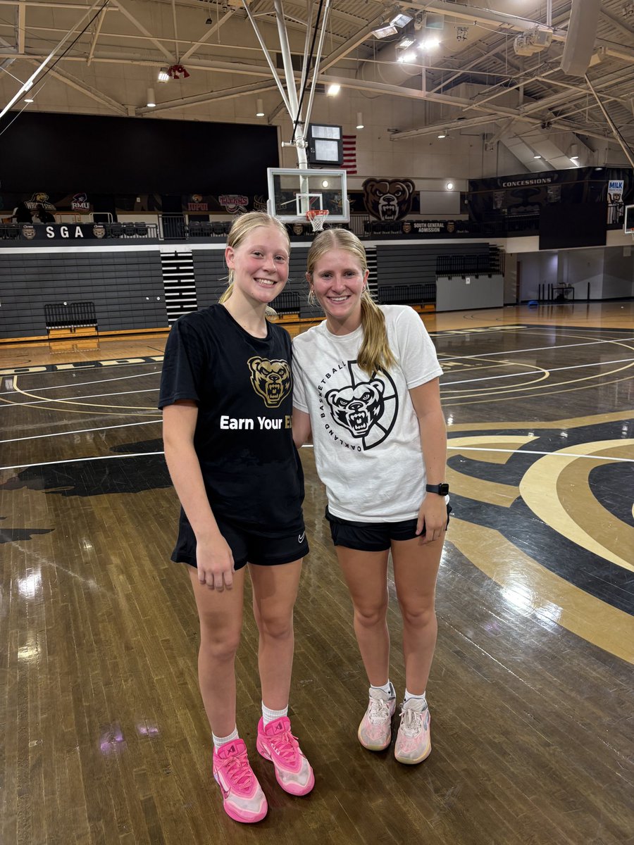 Thank you <a href="/Coach_Newell1/">Keisha Newell</a> and <a href="/OaklandWBBall/">Oakland Women's Basketball</a> for a great camp today! Bonus having <a href="/Kenzie_Luehring/">Makenzie Luehring</a> as my coach!