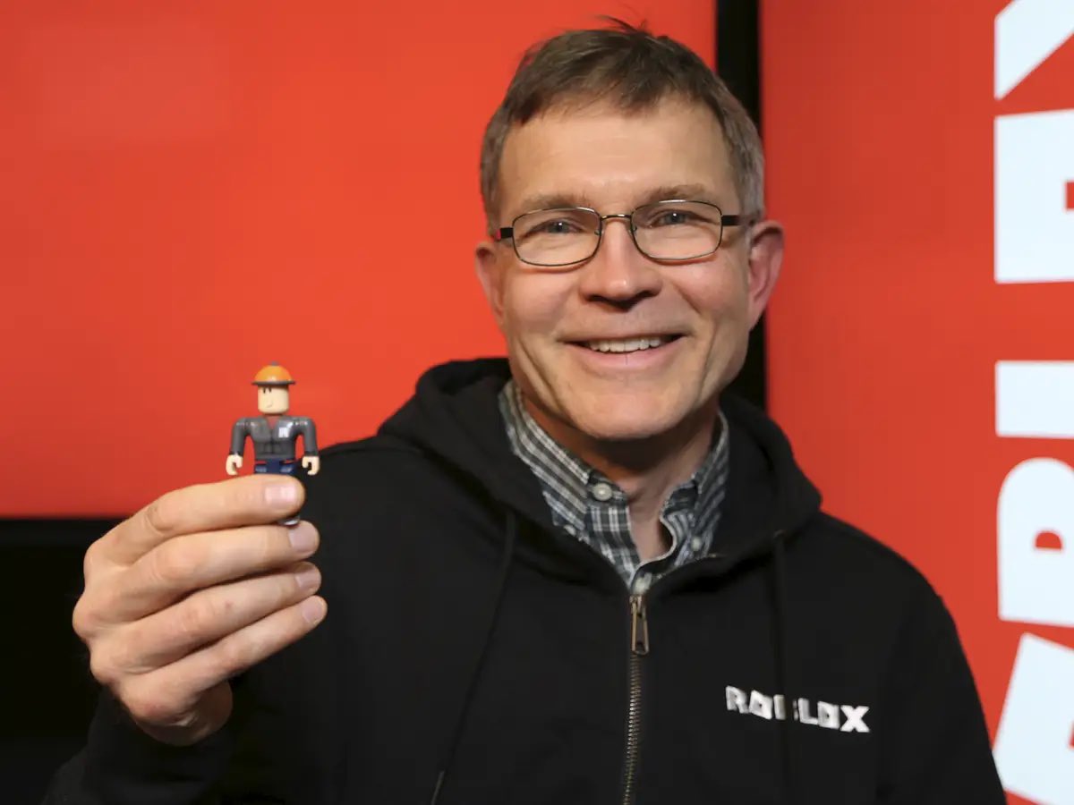 CZilla04's tweet image. Look can we all agree that this guy that runs Roblox is a registered sex offender or a pedophile 
#shutdownroblox #freeschlep #FireDavidBaszucki